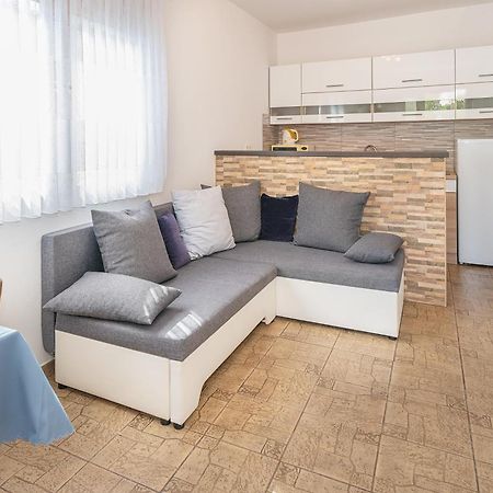 Apartments Magla With Terrace Baška Екстериор снимка